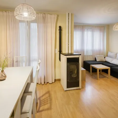 Casa Con Jardin En Holiday home *