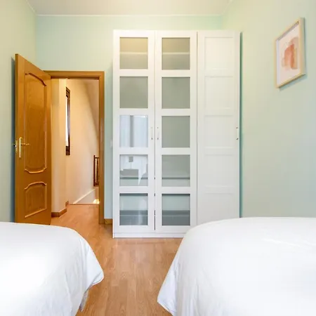 Casa Con Jardin En