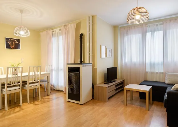 Casa Con Jardin En *